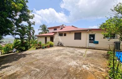 Vente Maison 171.39m² 5 pièces Le Lamentin