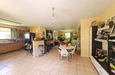 Vente Maison 171.39m² 5 pièces Le Lamentin