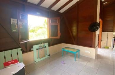 Location Local commercial 80m² La Trinité