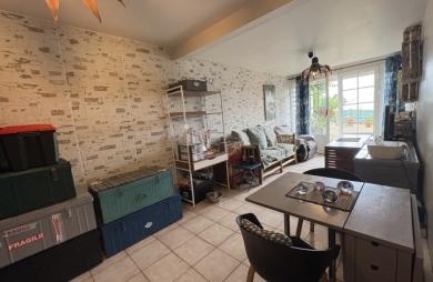 Maison familiale sur deux niveaux à Sainte-Marie
