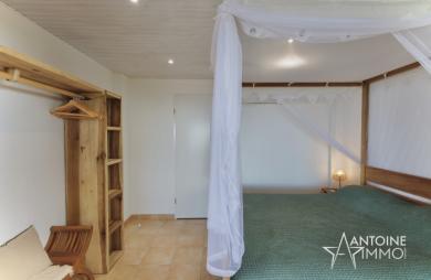 LES ANSES-D’ARLET   EXCLUSIVITÉ - VILLA DE STANDING - VUE MER - PISCINE   LODGE INDÉPENDANT 990 000 €