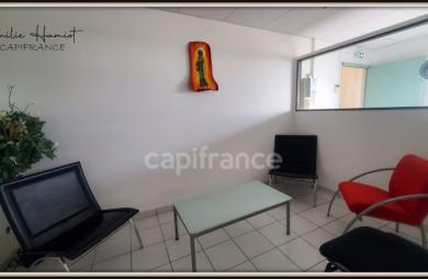 Location Bureaux 11m&sup2; 1 pièce Le Lamentin