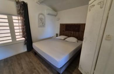 Appartement F2/F3 meublé avec vue mer dans résidence avec piscine