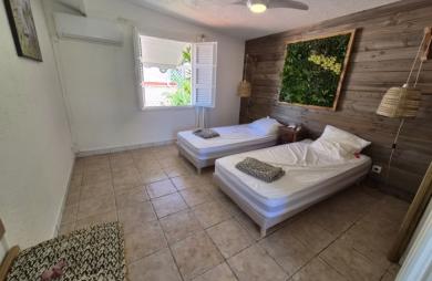 Appartement F2/F3 meublé avec vue mer dans résidence avec piscine
