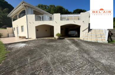 Vente Maison 210.00m&sup2; 6 pièces Le Robert