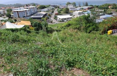 Vente Terrain 608m² Les Trois Ilets