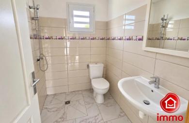 Location Local commercial 29m&sup2; 1 pièce Rivière Salée