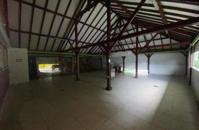Vente Local commercial 300m&sup2; 2 pièces Le Robert