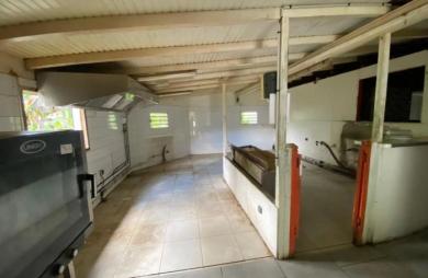 Vente Local commercial 300m&sup2; 2 pièces Le Robert