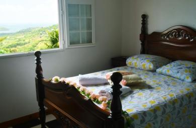 Villa F8 avec jardin et vue mer à Monnerot Robert