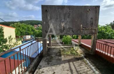 Vente Immeuble 166m² 7 pièces Saint-Esprit
