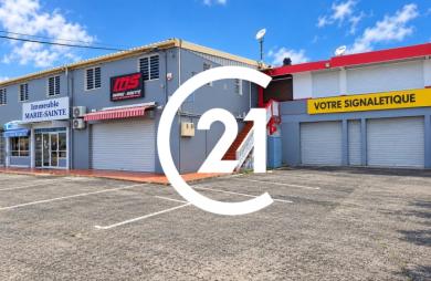 Location Local commercial 46m&sup2; 2 pièces Le Lamentin