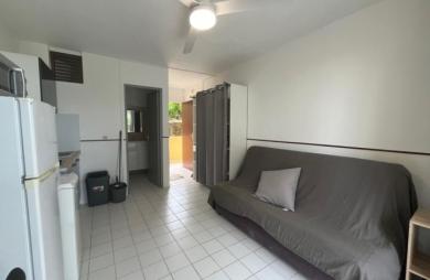 Location Appartement 17.46m&sup2; 1 pièce Fort de france