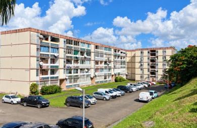 Vente Appartement 66m&sup2; 4 pièces Fort de france