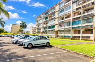 Vente Appartement 66m&sup2; 4 pièces Fort de france