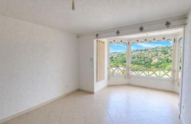 Vente Appartement 37.88m&sup2; 2 pièces Fort de france
