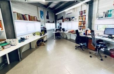 Location Bureaux 296m&sup2; Rivière Salée