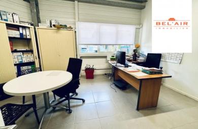Location Bureaux 296m&sup2; Rivière Salée