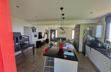 Vente Maison 94.57m&sup2; 4 pièces Le Guillaume