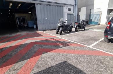Location Local commercial 1500m&sup2; 1 pièce Le Port