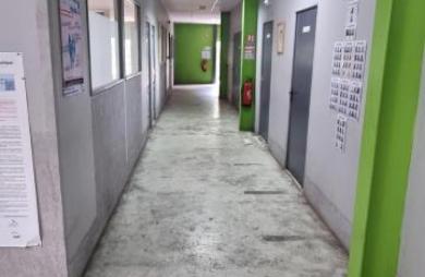 Location Local commercial 1500m&sup2; 1 pièce Le Port