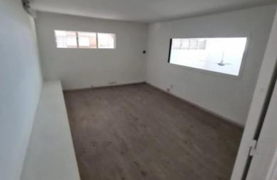 Location Local commercial 51m&sup2; 2 pièces Saint Paul
