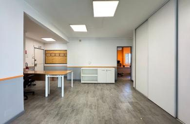 Location Bureaux 111m² 6 pièces Saint Denis