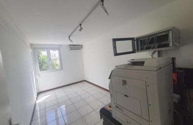 Location Bureaux 110m&sup2; 7 pièces Saint Denis