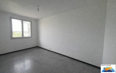 À LOUER – BUREAUX PROFESSIONNELS – COEUR DE SAINT-PIERRE