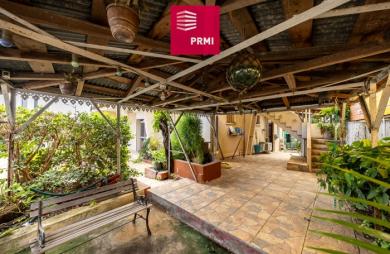Vente Local commercial 143.22m² 6 pièces Saint Denis