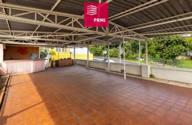 Vente Local commercial 143.22m² 6 pièces Saint Denis