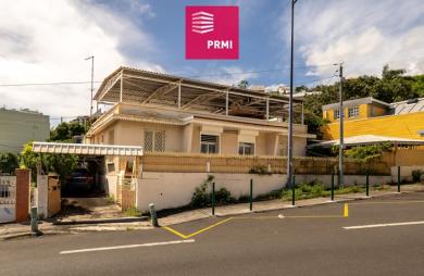 Vente Local commercial 143.22m² 6 pièces Saint Denis