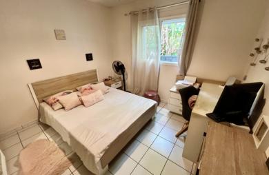 SAINT PHILIPPE 97442 - MAISON F4 LUMINEUSE ET ENTRETENUE - CONFORTABLE - QUARTIER PAISIBLE