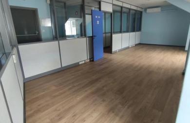 Location Bureaux 150m&sup2; 4 pièces Saint Denis