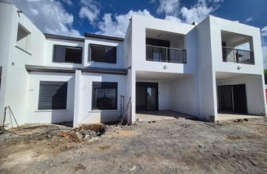 Villas T4 neuves jumelées à Ste Suzanne