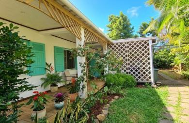 Vente Maison 156m&sup2; 6 pièces Saint Gilles Les Hauts