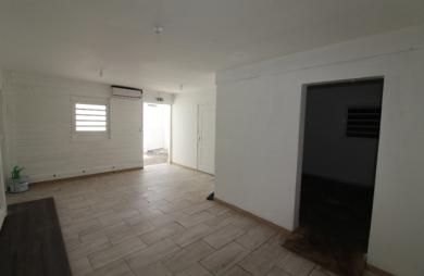 Location Local commercial 108.48m² 2 pièces Saint Denis