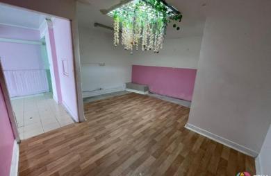 Location Local commercial 3 pièces Saint-Benoît