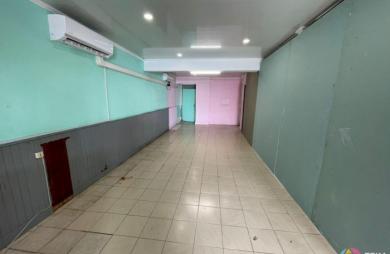 Location Local commercial 3 pièces Saint-Benoît