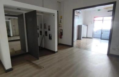Location Local commercial 45m&sup2; 2 pièces Saint Denis