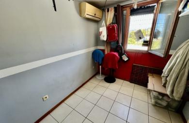SAINT JOSEPH 97480 - ENSEMBLE IMMOBILIER BIEN SITUÉ - GARAGE - TRAVAUX À PRÉVOIR - VUE DÉGAGÉE