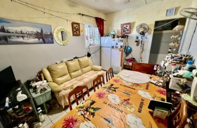 SAINT JOSEPH 97480 - ENSEMBLE IMMOBILIER BIEN SITUÉ - GARAGE - TRAVAUX À PRÉVOIR - VUE DÉGAGÉE