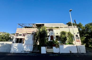 SAINT PIERRE 97410 - MAISON T3/4 - POSSIBILITÉ 2 LOGEMENTS - FORT POTENTIEL - PROCHE DE TOUT