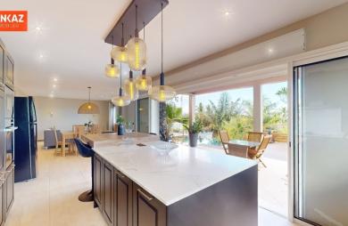 Vente Maison 178.31m&sup2; 6 pièces L