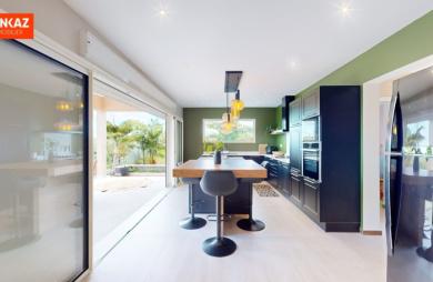 Vente Maison 178.31m&sup2; 6 pièces L
