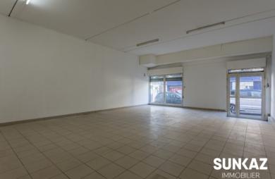 Location Local commercial 70.00m&sup2; 2 pièces Saint-Pierre