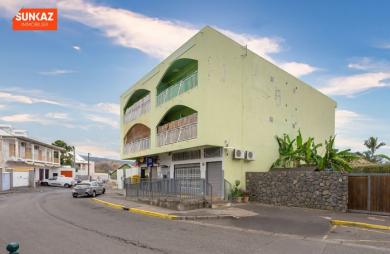 Location Local commercial 65.00m&sup2; Le Port