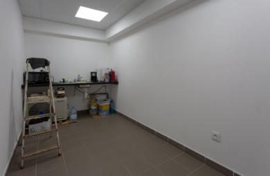 Location Local commercial 170.00m&sup2; 1 pièce Ravine des Cabris