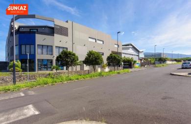 Location Local commercial 50.00m&sup2; Saint-Pierre