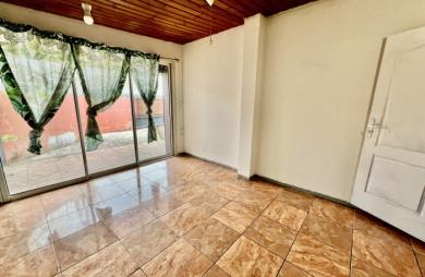 TAMPON 97430 - MAISON AVEC 4 CHAMBRES + 1 BUREAU - VASTE TERRASSE - QUARTIER CALME